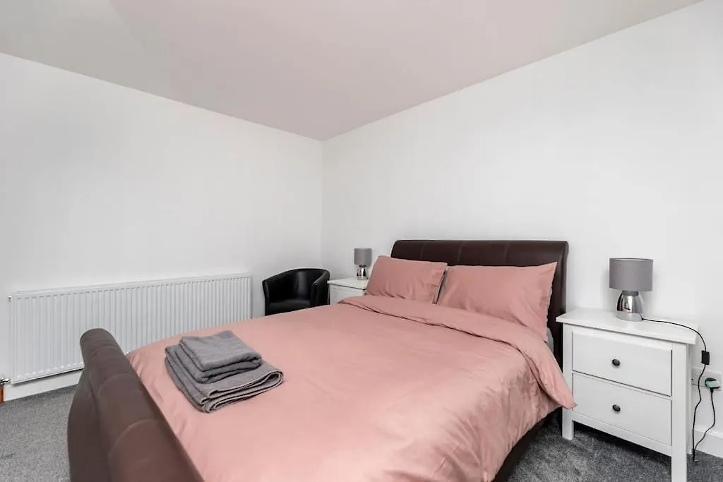 Luxurious Detached Bungalow Batley