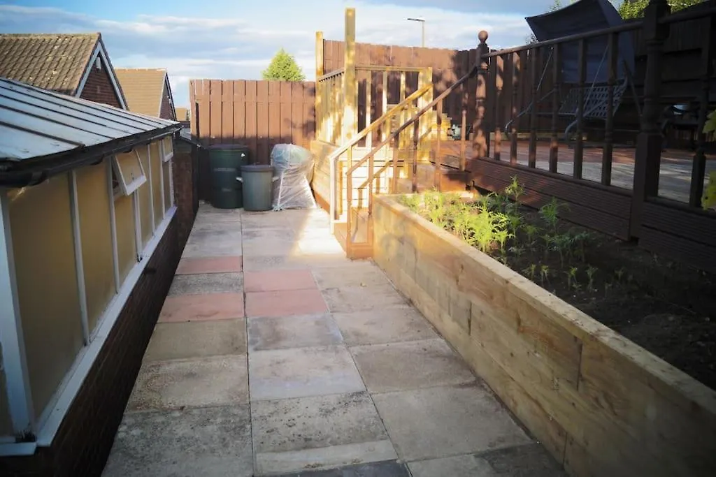 Luxurious Detached Bungalow Batley 0*,  Reino Unido