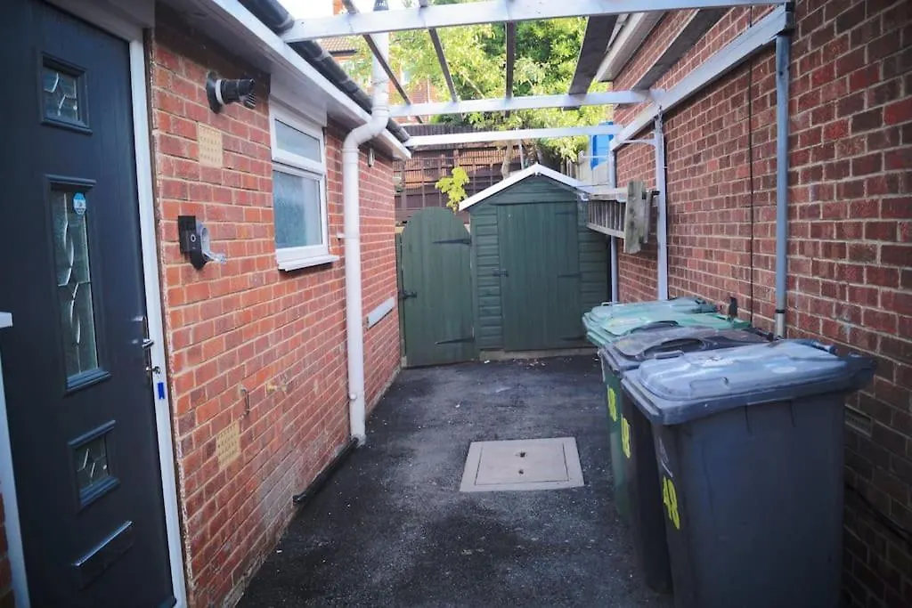 Villa Luxurious Detached Bungalow Batley Reino Unido