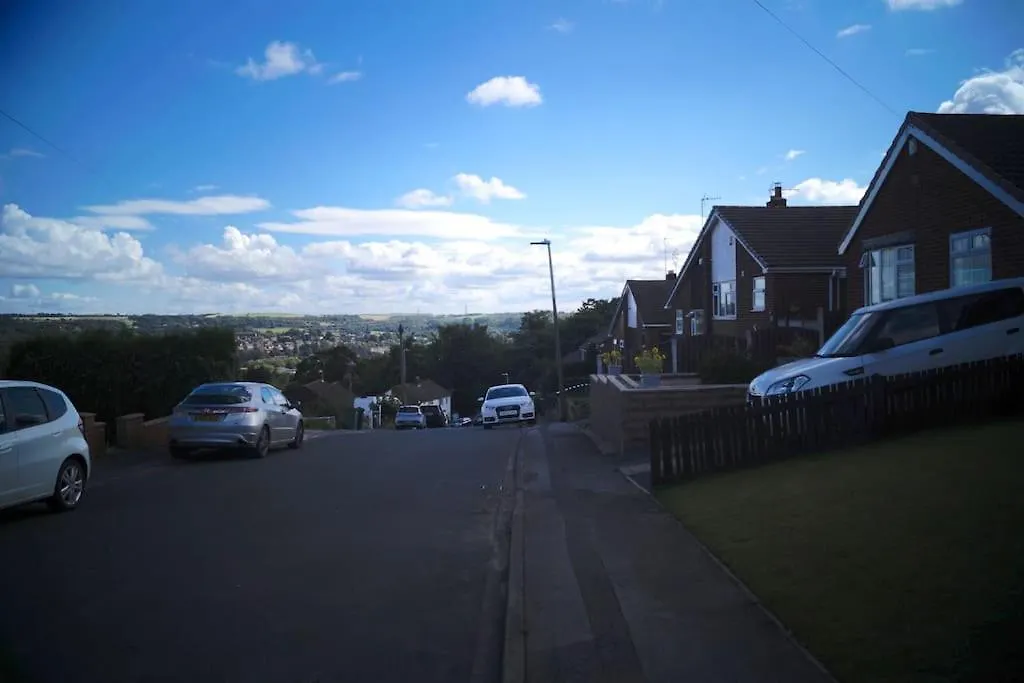 Villa Luxurious Detached Bungalow Batley